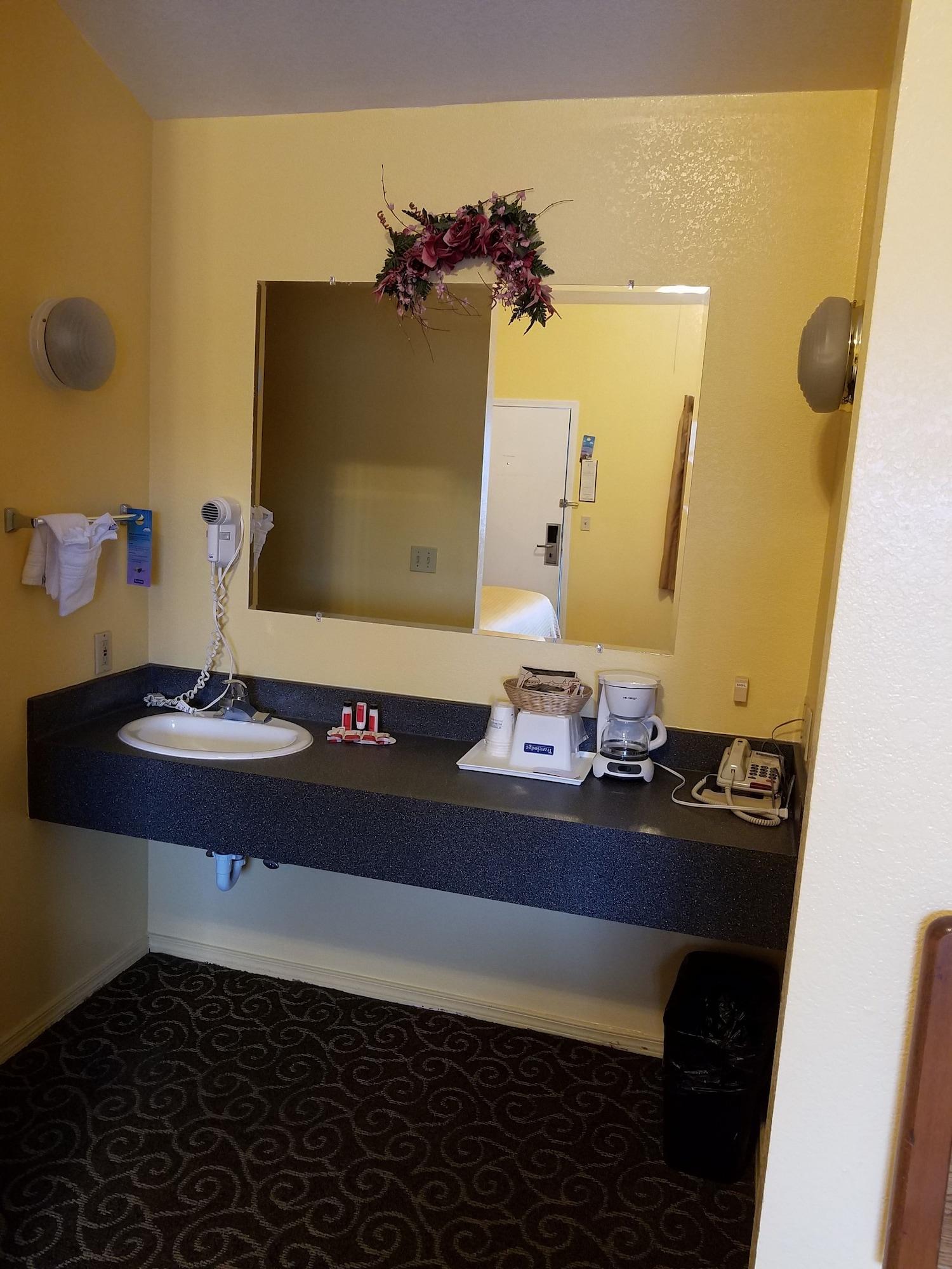 Travelodge By Wyndham Wenatchee Esterno foto